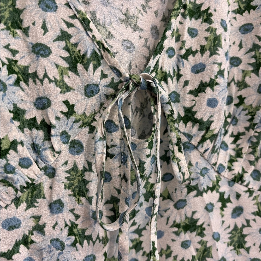 ✨ NWOT Reformation Miri Floral Tie-Front Top – Daisy Meadow • Size 10 - Picture 9 of 17